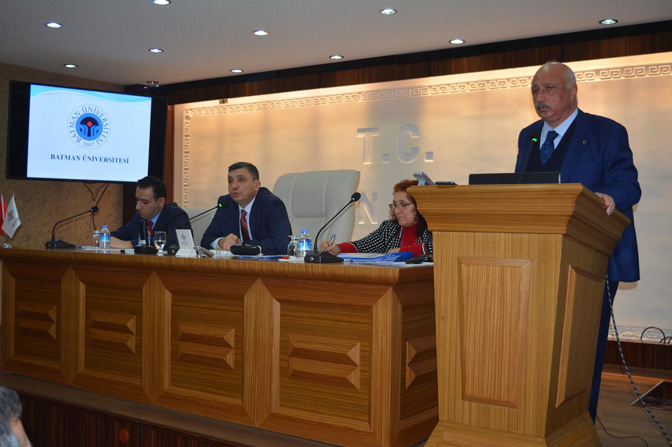 Yüzlerce projenin son durumu ele alındı Yüzlerce projenin son durumu ele alındı